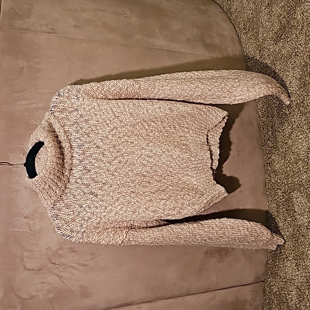 Hollister cowl neck sweater with sparkle detail. Small